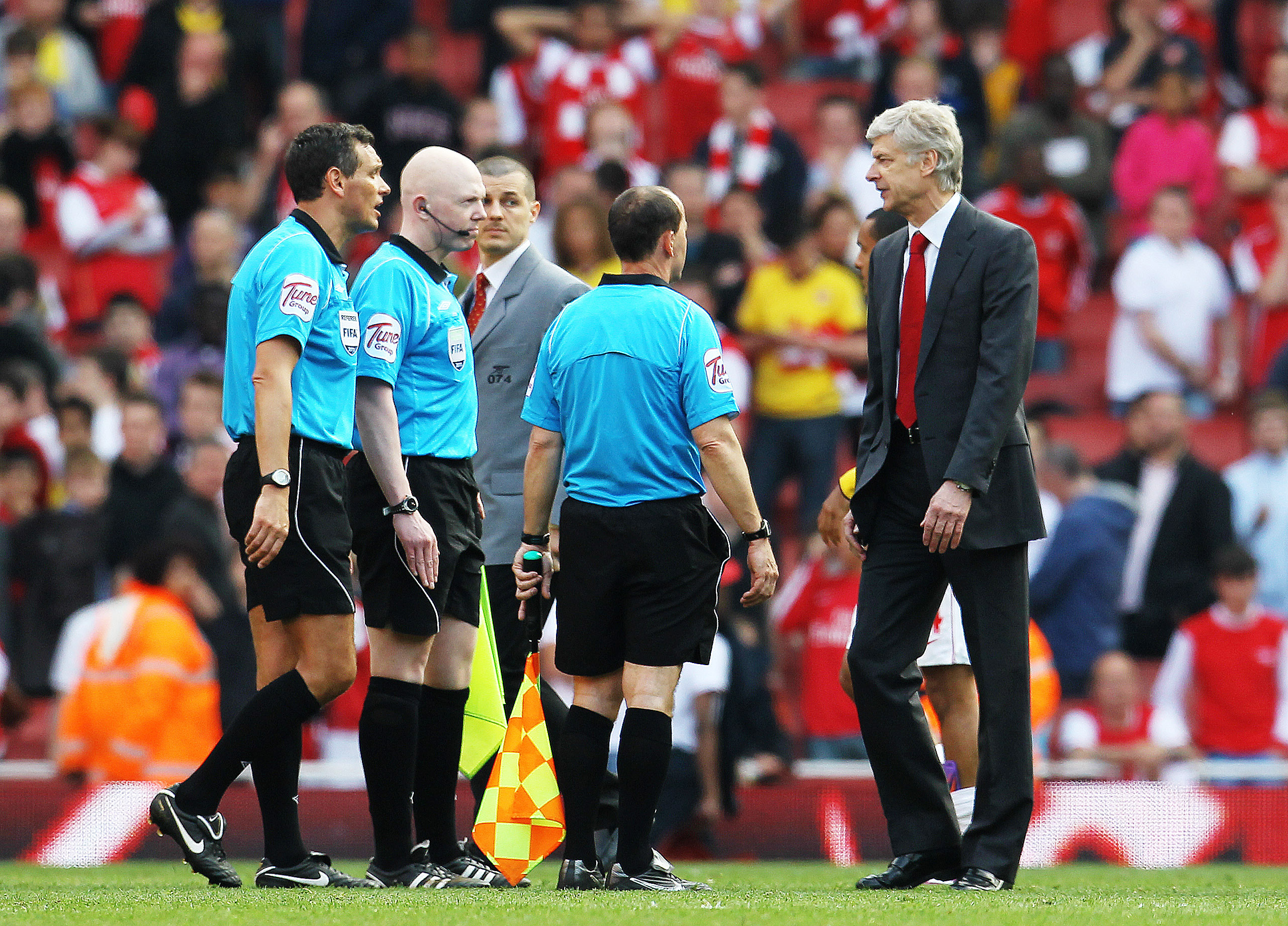 Arsenal-managern Wenger var upprörd efter straffdramatiken på stopptid.
