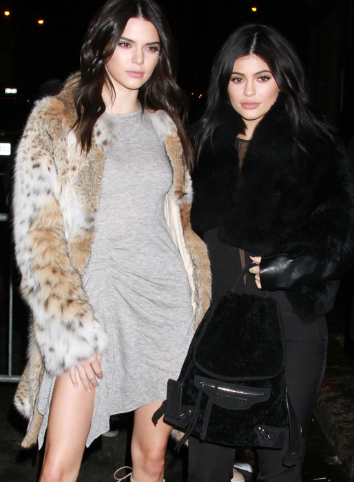 Tidigare i veckan lanserade Kendall och Kylie sin klädkollektion. Tidigare i veckan lanserade Kendall och Kylie sin klädkollektion.