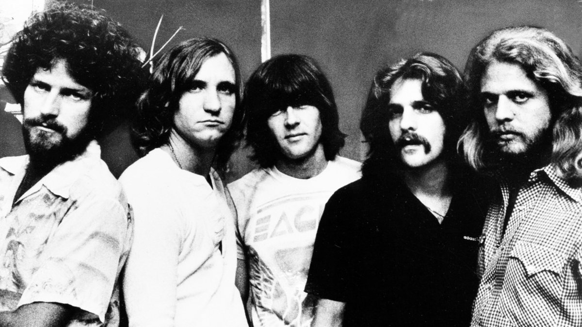 Den amerikanska rockgruppen Eagles 1977. Från vänster trummisen Don Henly, gitarristen Joe Walsh, basisten Randy Meisner och gitarristerna Glenn Frey och Don Felder.