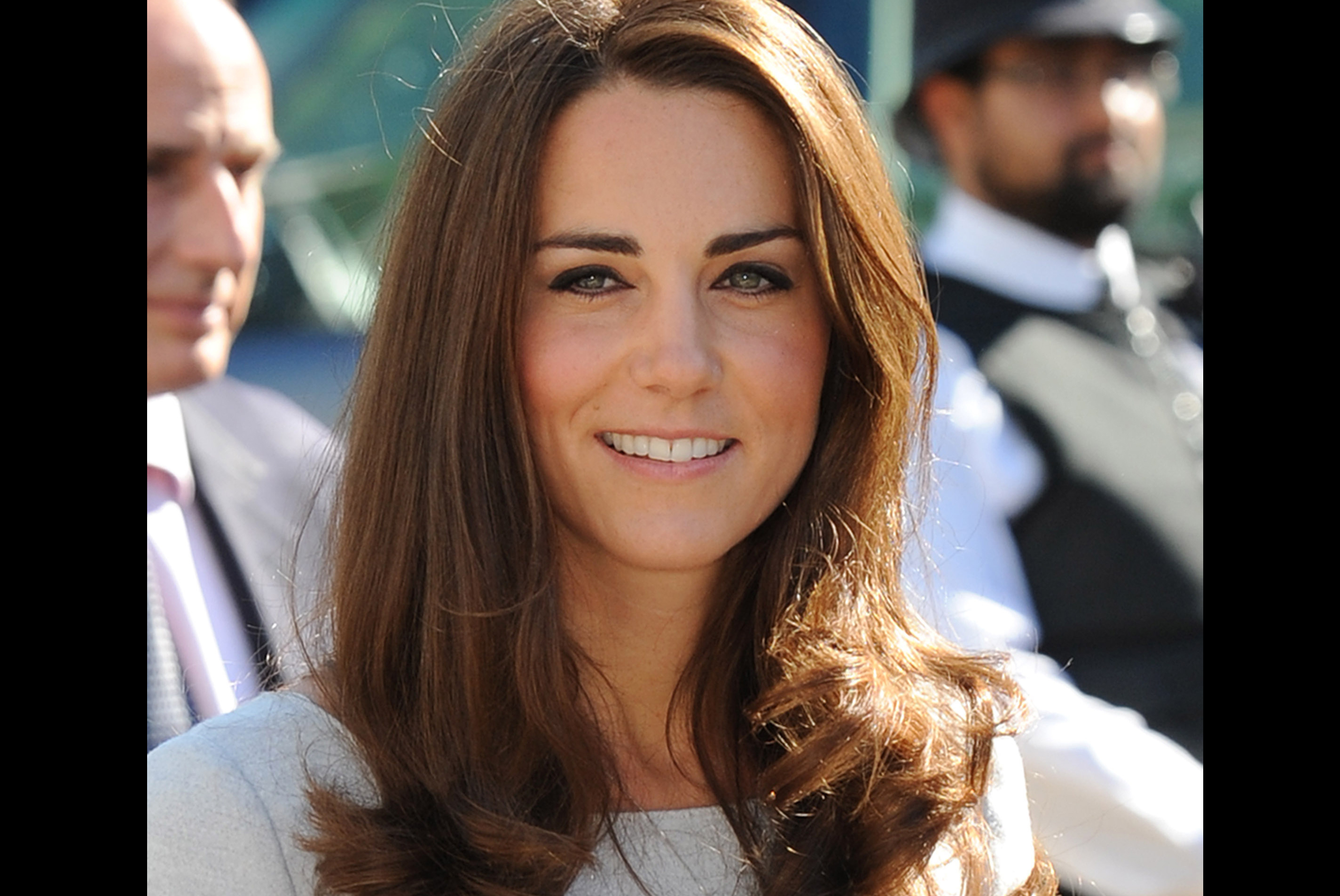 10. Kate Middleton fortsätter att toppa listor världen över för sitt naturliga yttre och pryder Peoples tiondeplats.