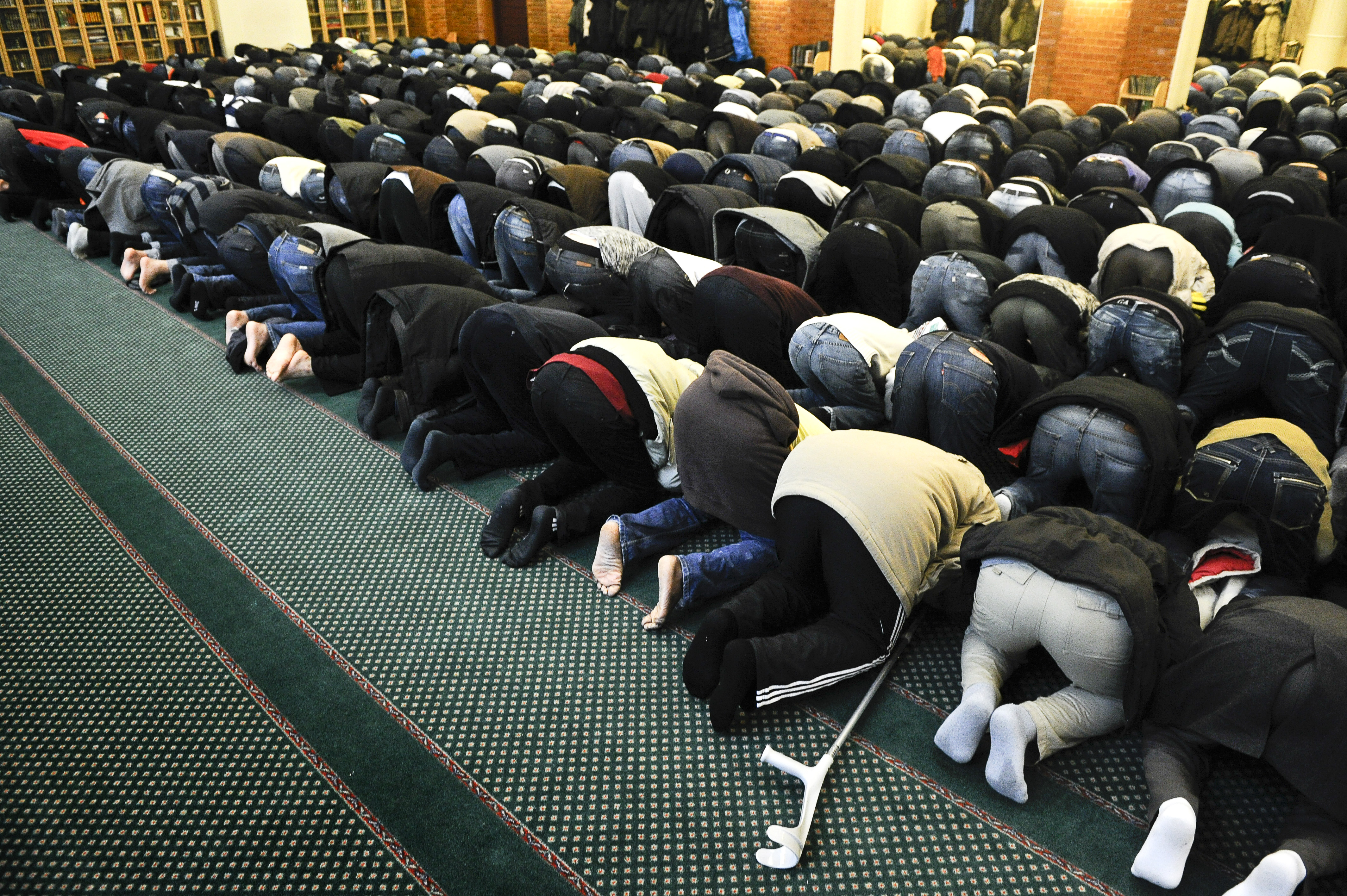Enligt islamiska förbundet i Sverige kommer uttalandet i en tid där de antimuslismska krafter är som starkast.