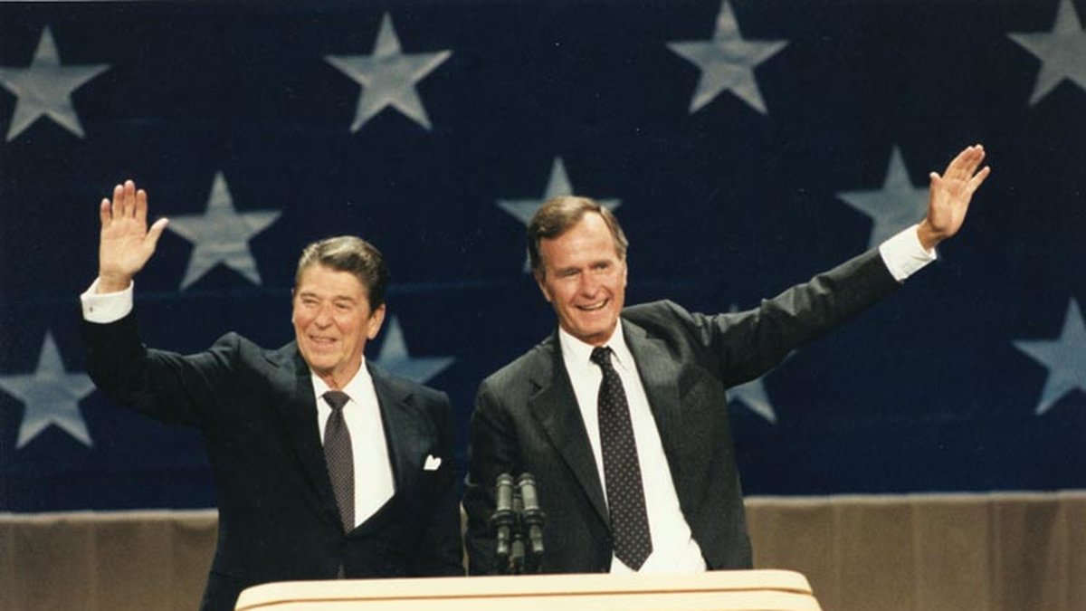 George H. W. Bush ( till höger). President mellan åren 1989-1993.