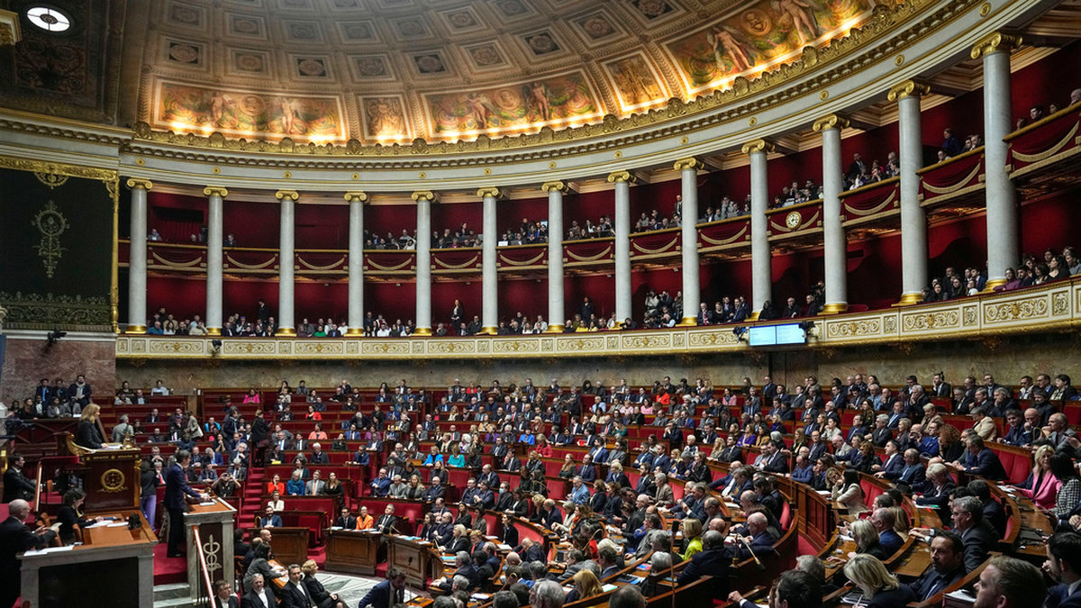 Frankrikes nationalförsamling har på tisdagen med stor marginal godkänt ett lagförslag som är tänkt ska skydda rätten till abort i landets grundlag.
