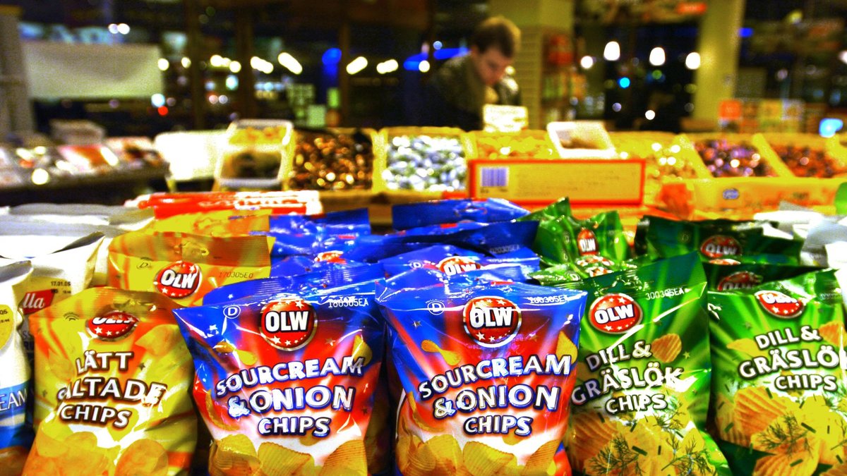 Varför köpa 300 gram chips i en påse när man kan köpa minst två kilo på lösvikt?!