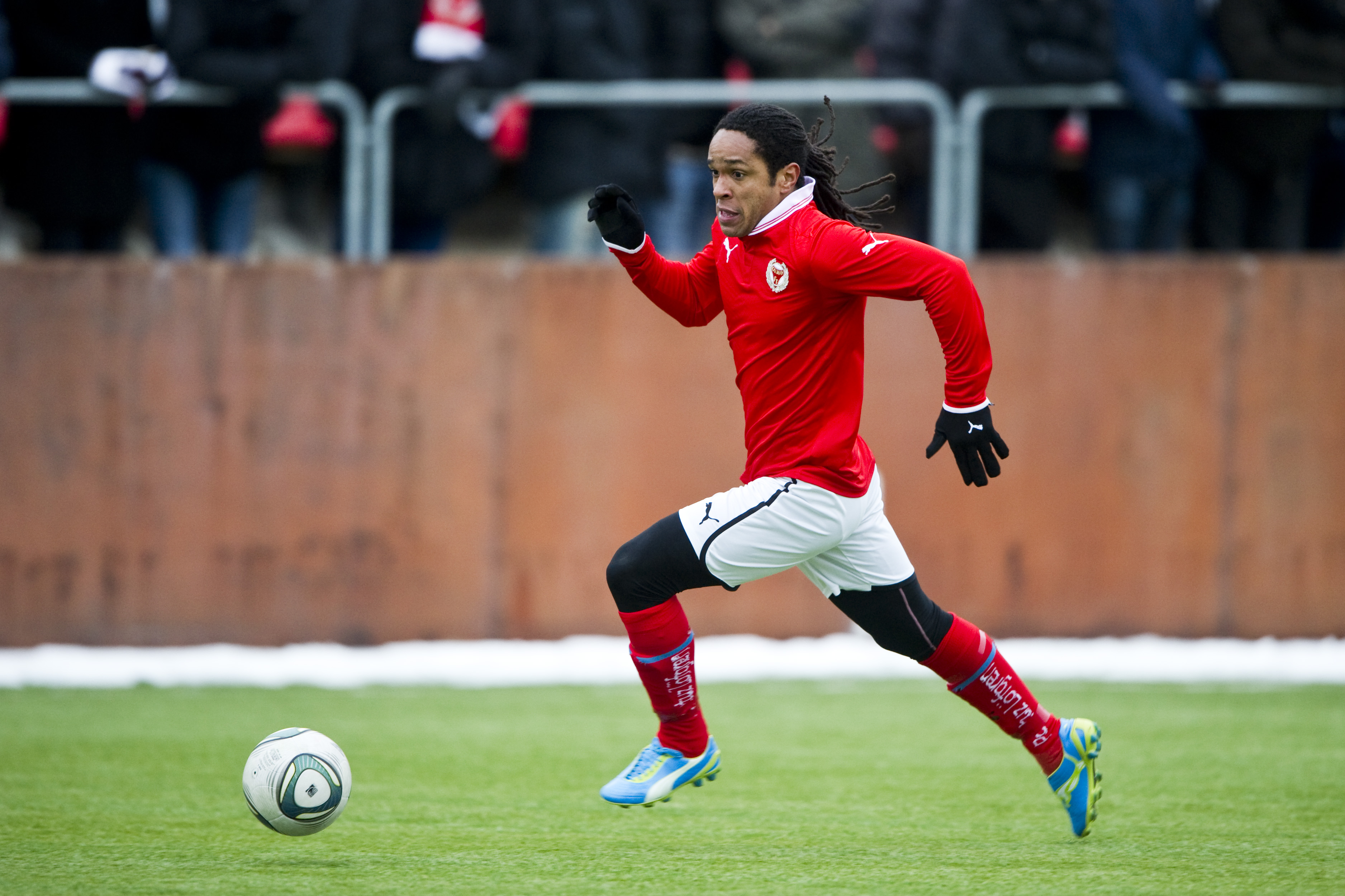 19. Jonathan McDonald, anfallare. Betyg: 3/5. Nyförvärv som imponerat på försäsongen med fyra mål på elva matcher. Spottade in mål i förra klubben Alajuelense i Costa Rica. Duktig avslutare. 19. Jonathan McDonald, anfallare. Betyg: 3/5. Nyförvärv som imponerat på försäsongen med fyra mål på elva matcher. Spottade in mål i förra klubben Alajuelense i Costa Rica. Duktig avslutare.