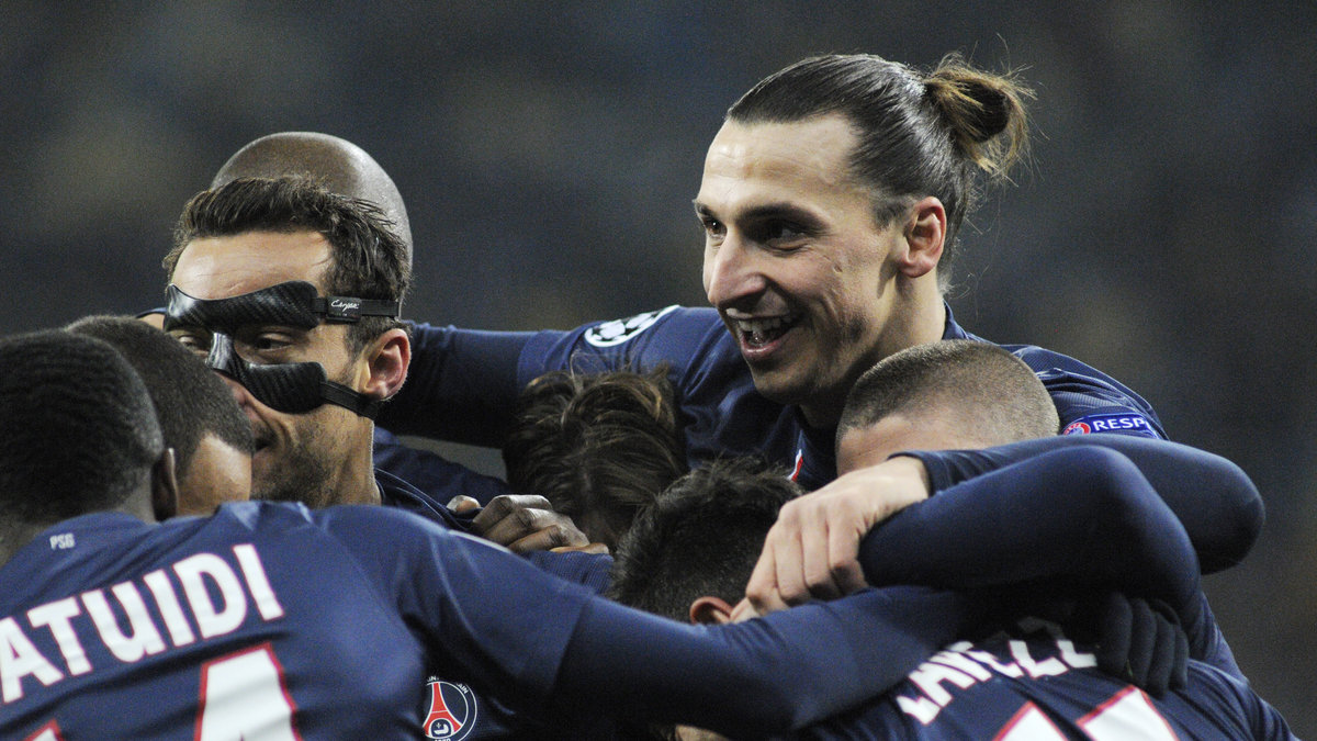 Zlatan kramar om sina lagkamrater efter att PSG slagit Dynamo Kiev och tagit sig vidare till slutspelet.