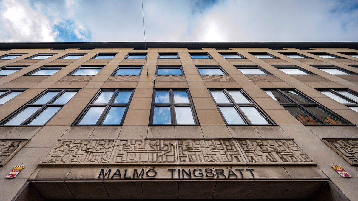 En 17-årig pojke döms av Malmö tingsrätt för mord och mordförsök. Arkivbild.