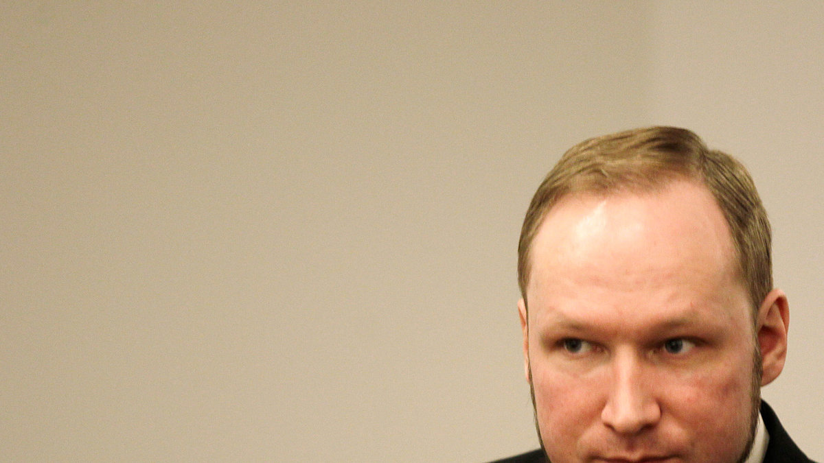 När Breivik frågade varför svarade fången helt enkelt att orsaken var att han var en barnamördare.