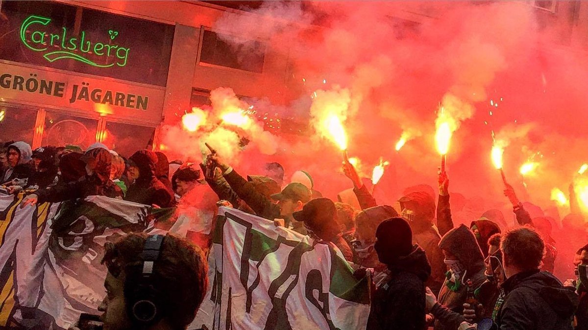 Helena Bergström skriver om sina upplevelser av Hammarby-fansen marsch i går.