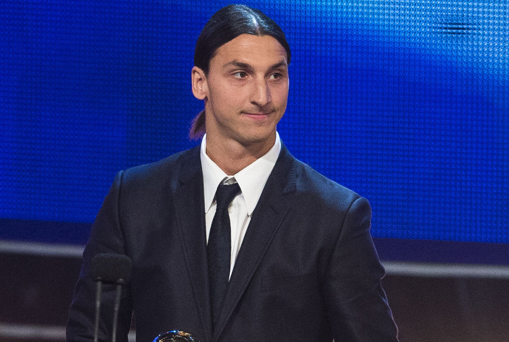 7. Fotbollsguden Zlatan, 31, har gjort sig välförtjänt av många guldbollar genom åren. En sjunde plats på 2012's hunklista förtjänar han minst sagt också. 7. Fotbollsguden Zlatan, 31, har gjort sig välförtjänt av många guldbollar genom åren. En sjunde plats på 2012's hunklista förtjänar han minst sagt också.