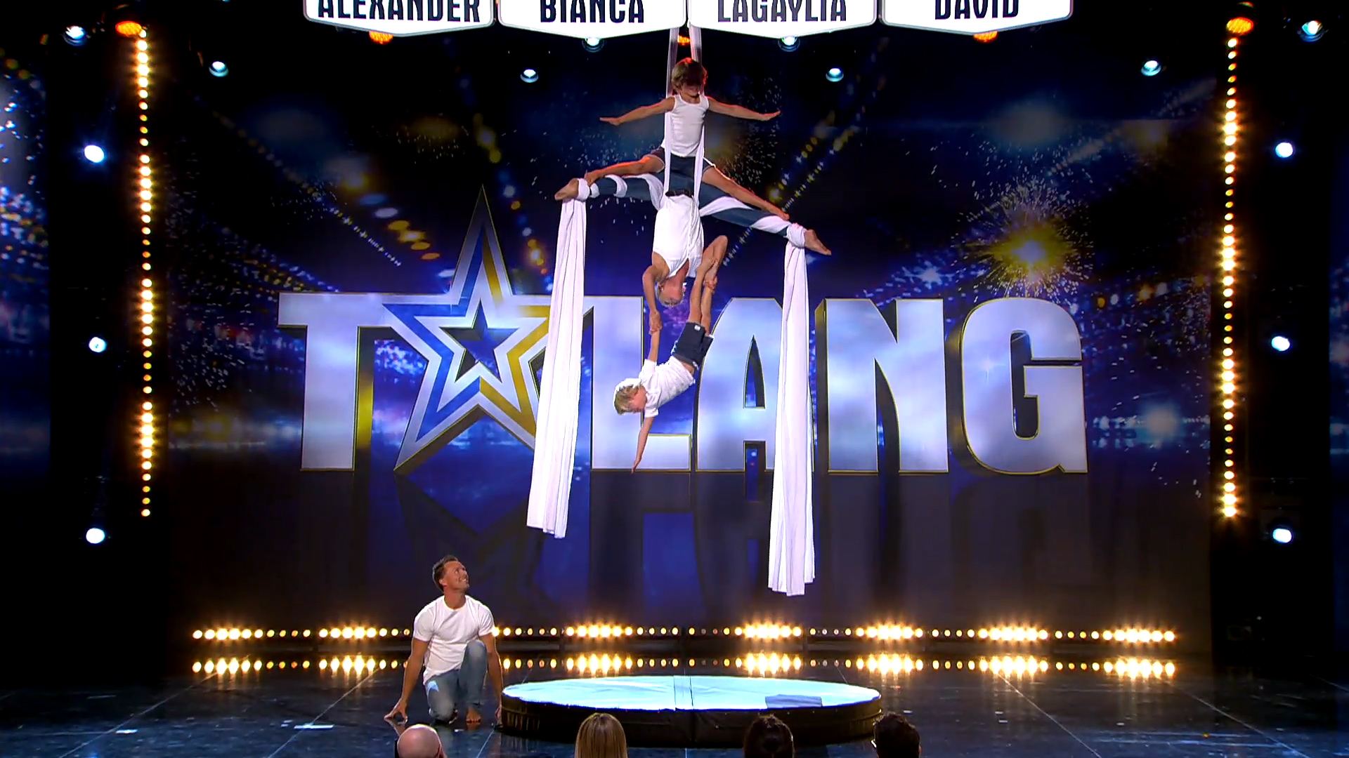 Flying Family Flying Family