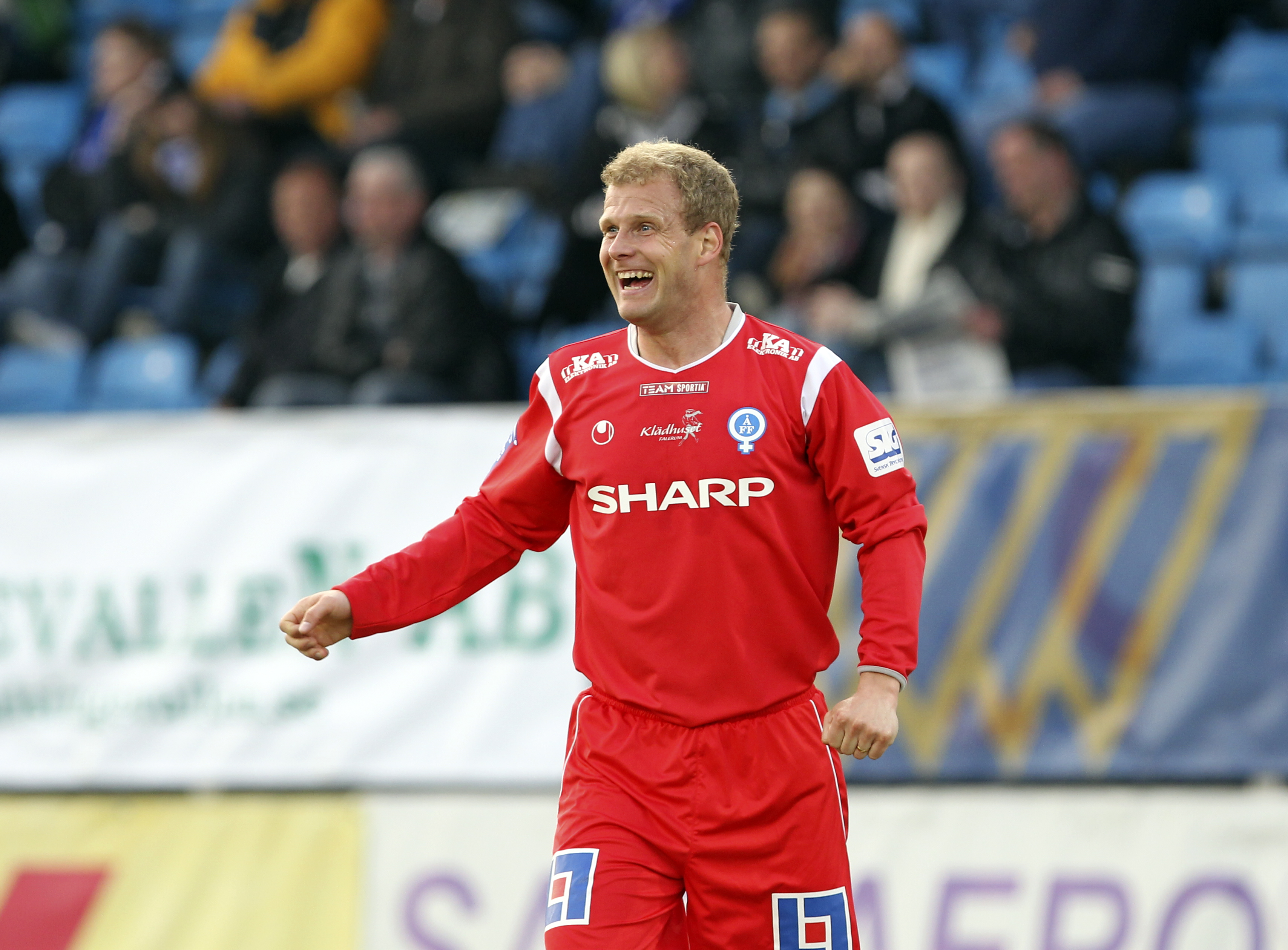 7. Kristian Bergström, yttermittfältare. Betyg: 3/5. Veteranen som dominerar Åtvidabergs mittfält. Har en giftig vänsterfot som alla motståndare fruktar. 7. Kristian Bergström, yttermittfältare. Betyg: 3/5. Veteranen som dominerar Åtvidabergs mittfält. Har en giftig vänsterfot som alla motståndare fruktar.