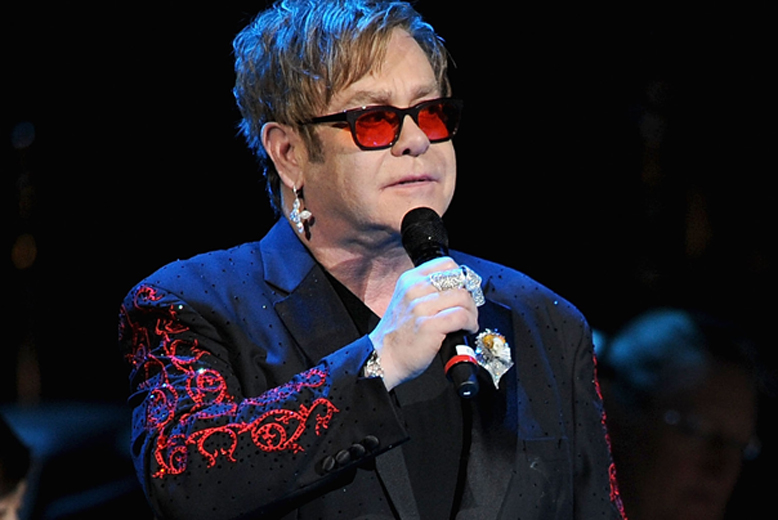 17. Elton John, 65, är fortfarande på topp och har gjort över 100 spelningar i Las Vegas under året som gått.