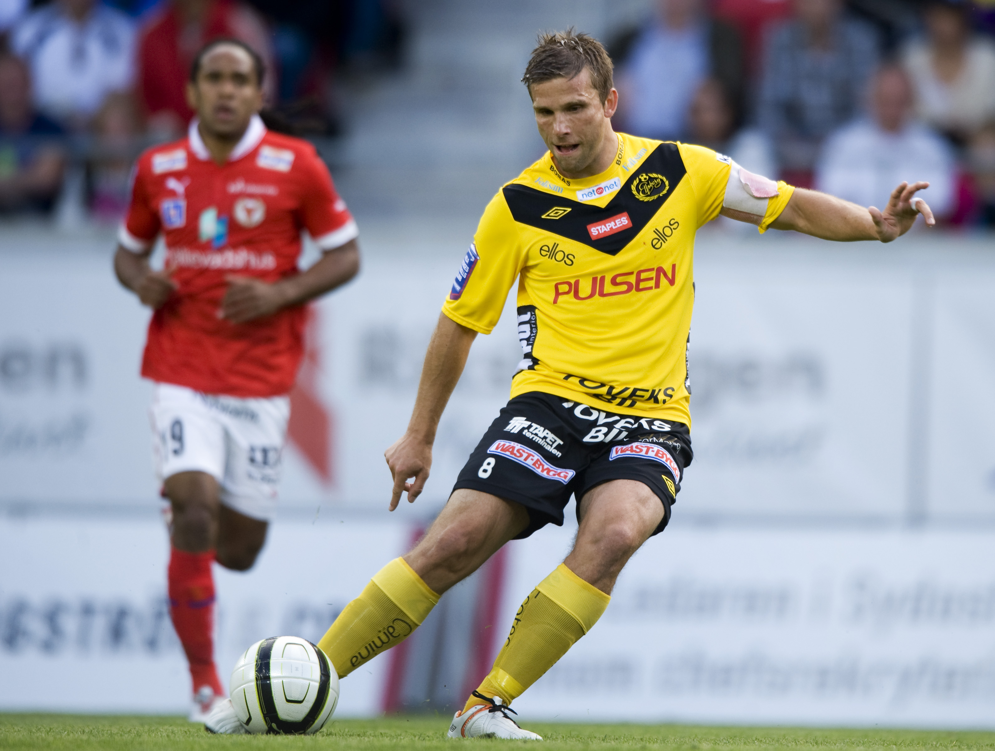 Anders Svensson inledde målskyttet på Guldfågeln arena.