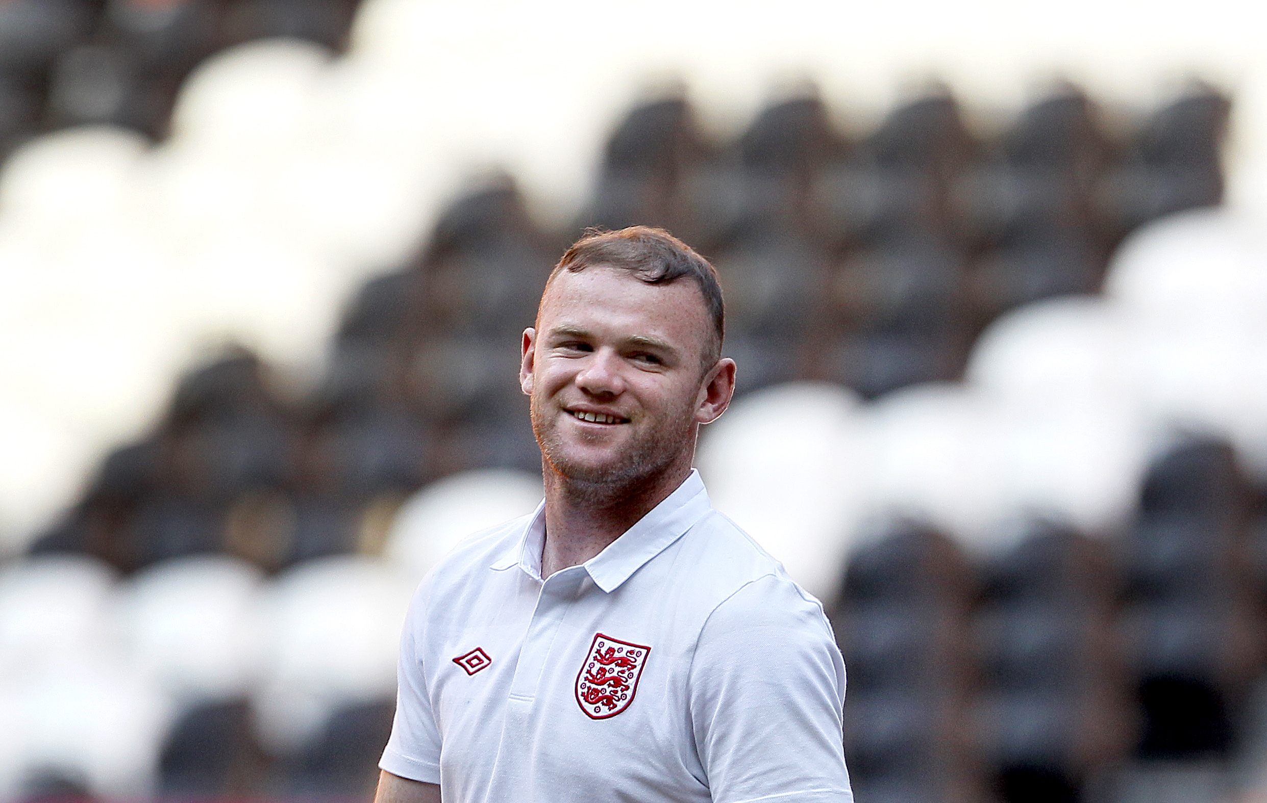 Enligt Bayerns svenske scout är det bara Wayne Rooney i England som "möjligen" skulle platsa i den tyska startelvan.
