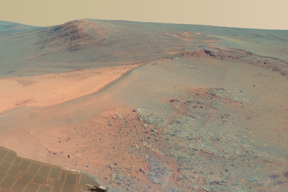 Bilderna visar Mars yta som du aldrig sett den förut.
