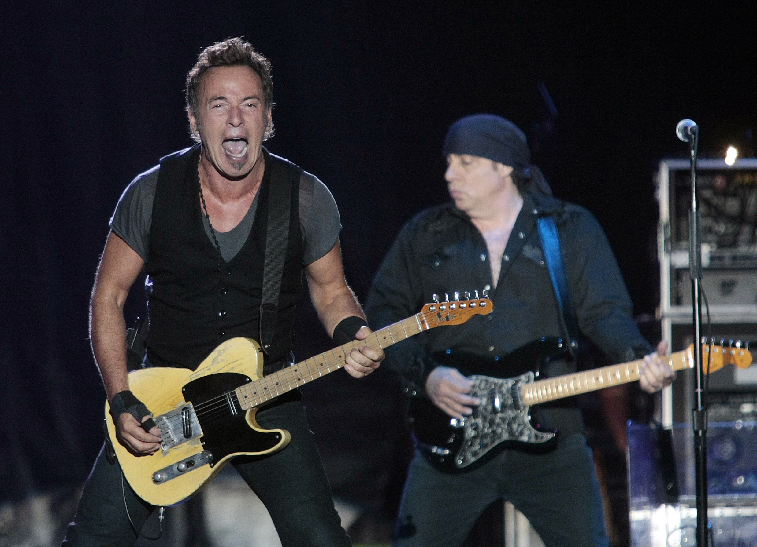 Bruce Springsteens bredbenta version av "Santa Claus is Coming to Town" har man hört både en och två gånger...