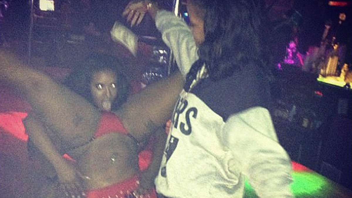 Rihanna brukar också besöka strippklubbar ibland. 