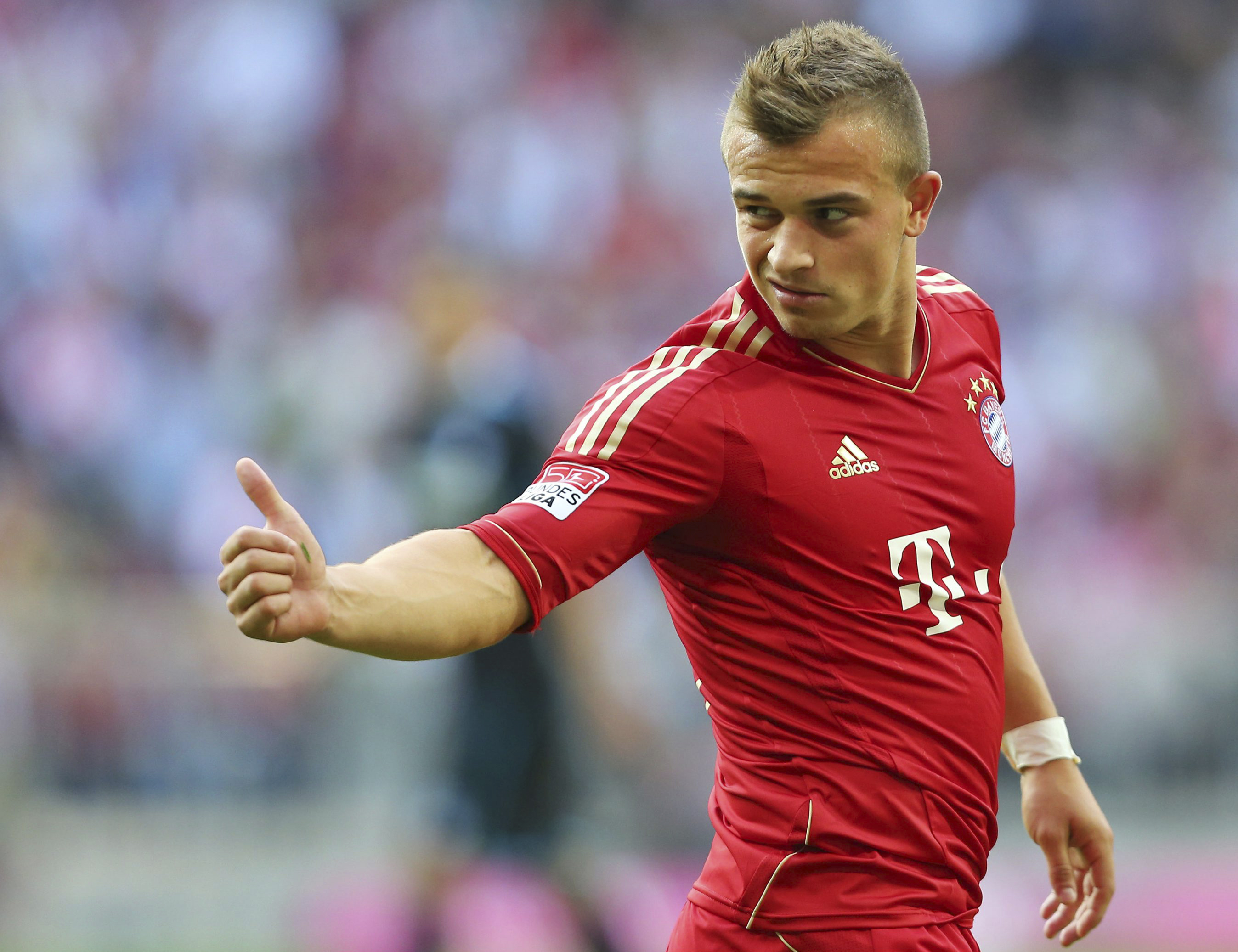 7. Xherdan Shaqiri. 21 år, Bayern München. Att Bayern München skrev ett fyraårskontrakt med Shaqiri i somras skvallrar om viss talang. Slog igenom med dunder och brak i det Basel som slog ut Manchester United ur förra årets Champions League-gruppspel. Har "bara" spelat åtta matcher för Bayern under hösten. Men tro oss, det kommer att bli många, många fler. 7. Xherdan Shaqiri. 21 år, Bayern München. Att Bayern München skrev ett fyraårskontrakt med Shaqiri i somras skvallrar om viss talang. Slog igenom med dunder och brak i det Basel som slog ut Manchester United ur förra årets Champions League-gruppspel. Har "bara" spelat åtta matcher för Bayern under hösten. Men tro oss, det kommer att bli många, många fler.