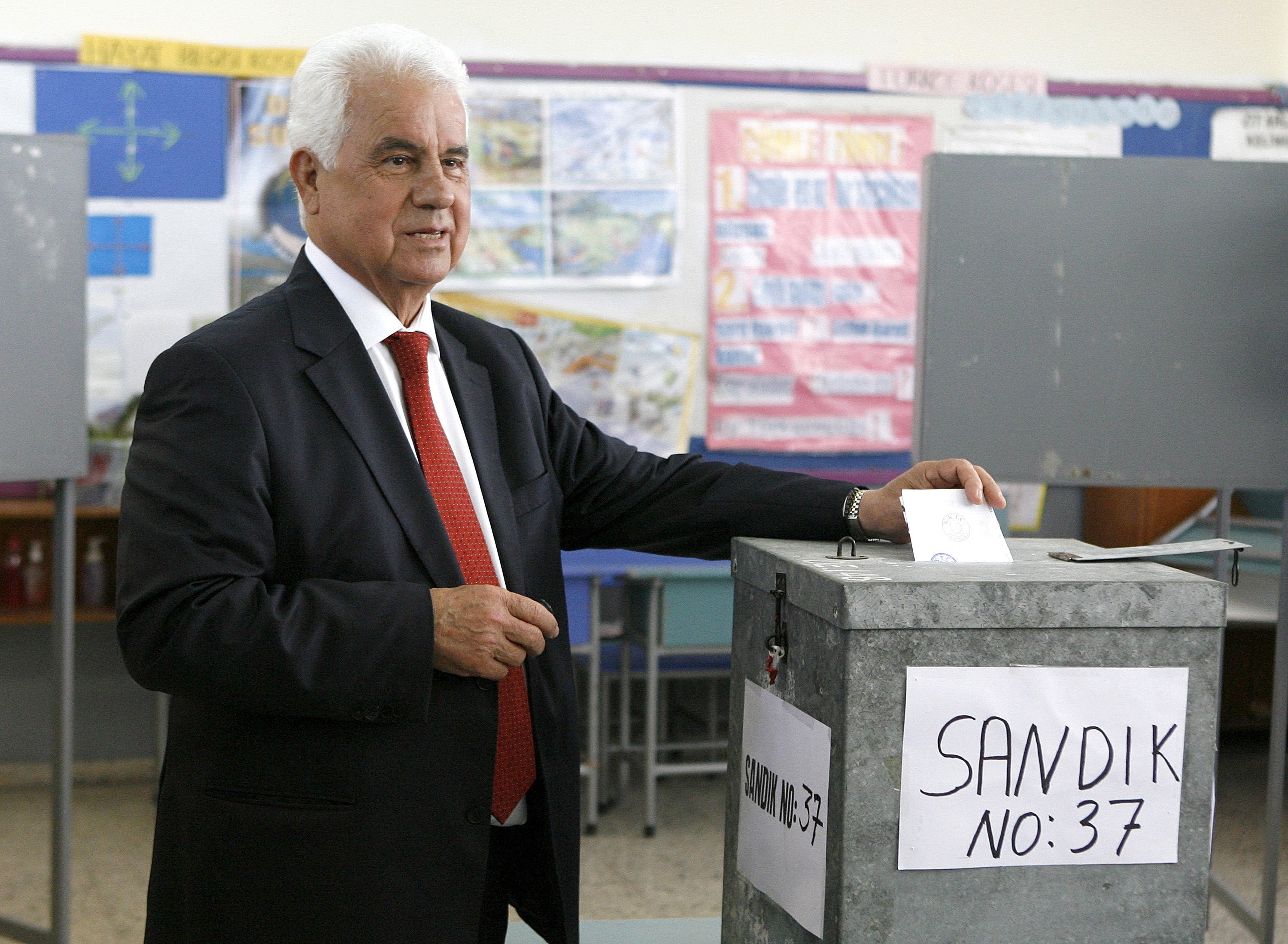 Cypern, Presidentvalet, turkiet