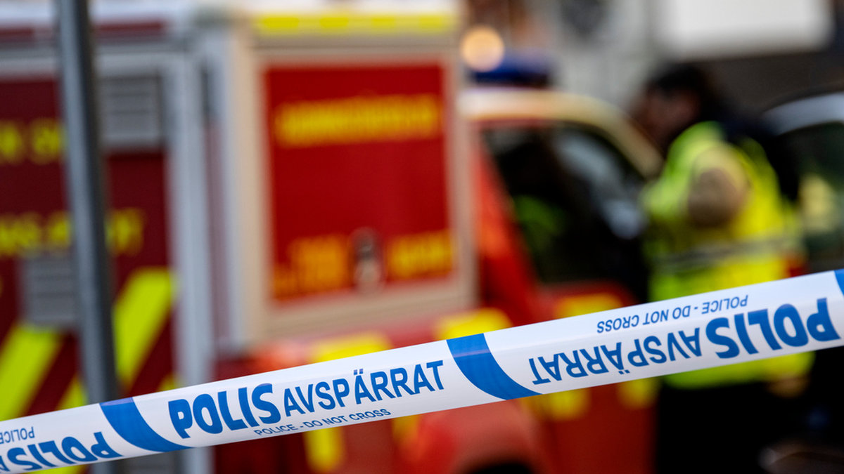 Räddningstjänst och polis har spärrat av området kring Triumfglass i Sävedalen på grund av ett stort ammoniakutsläpp. Arkivbild.