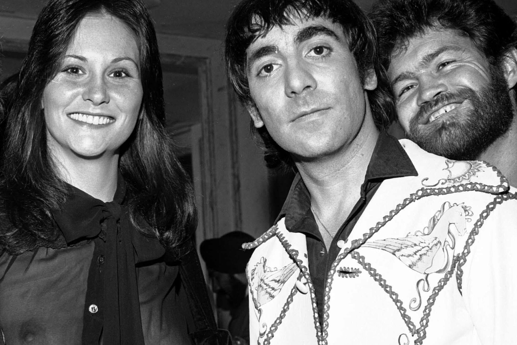 Den riktiga Linda Lovelace tillsammans med Keith Moon och Mickey Dolenz, 1976.