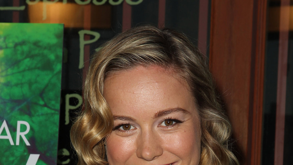 Brie spelar karaktären Donna i serien Neighbours.