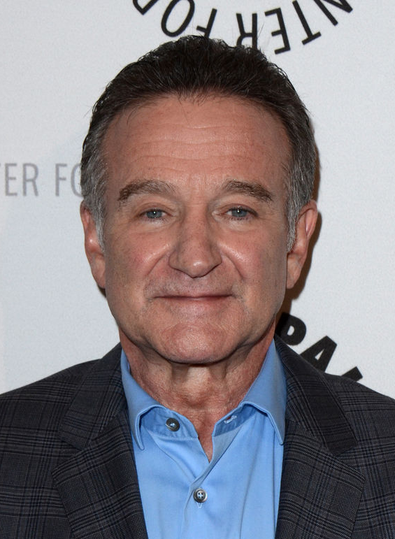 Robin Williams, 63, tragiska bortgång undgick knappast någon. Skådespelaren hittades död i sitt hem efter att ha avlidit till följd av hängning. Efter hans död publicerade TMZ ett klipp där Williams medverkar i en podcast. Han säger då – När jag drack tänkte jag ibland "fuck life". Sen tog mitt sunda förnuft över och frågade mig "Skulle du våga? Vad tänker du göra egentligen? Tänker du köpa en pistol? Skära av dina handleder?. 