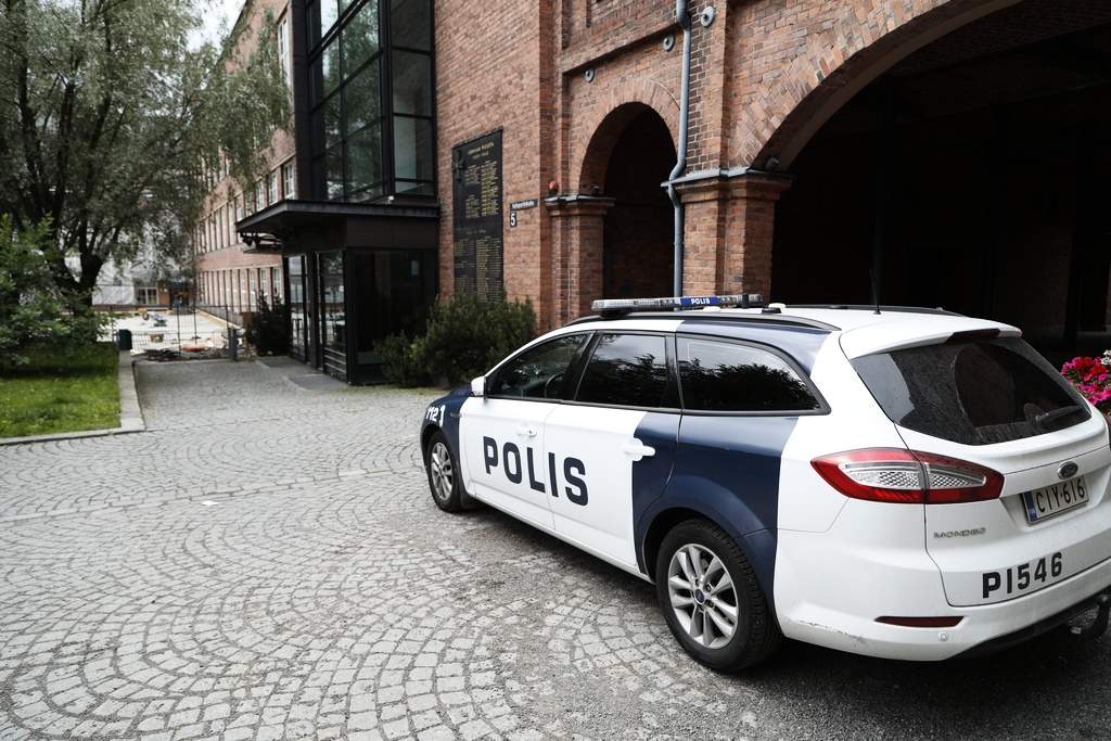 En finländsk polisbil i Tammerfors 2016. Arkivbild.