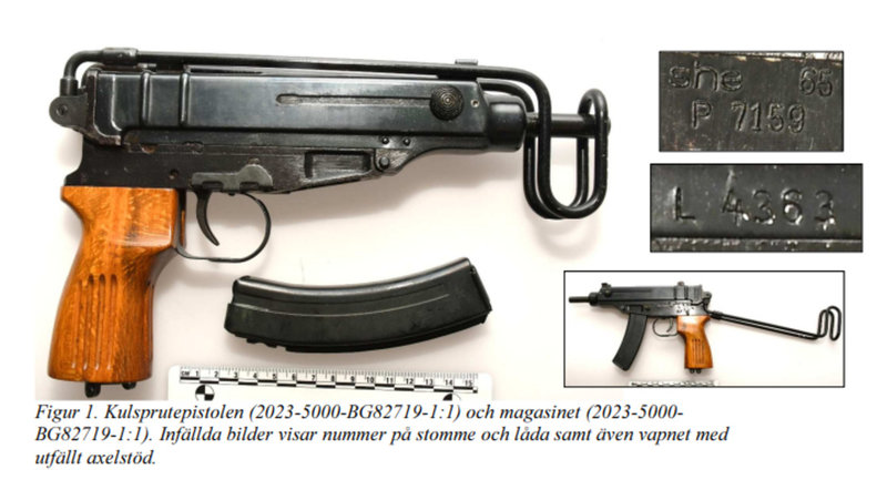 Bild från förundersökning gällande förberedelse till mord i Uppsala juli 2023. Kulsprutepistolen var en av två som beslagtogs i samband med gripandet av två unga män som senare dömdes till fängelse. Vapnet knyts till den polske vapensmugglaren.