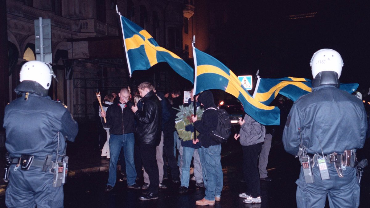 Demonstration på Karl XII:s dödsdag 1999.