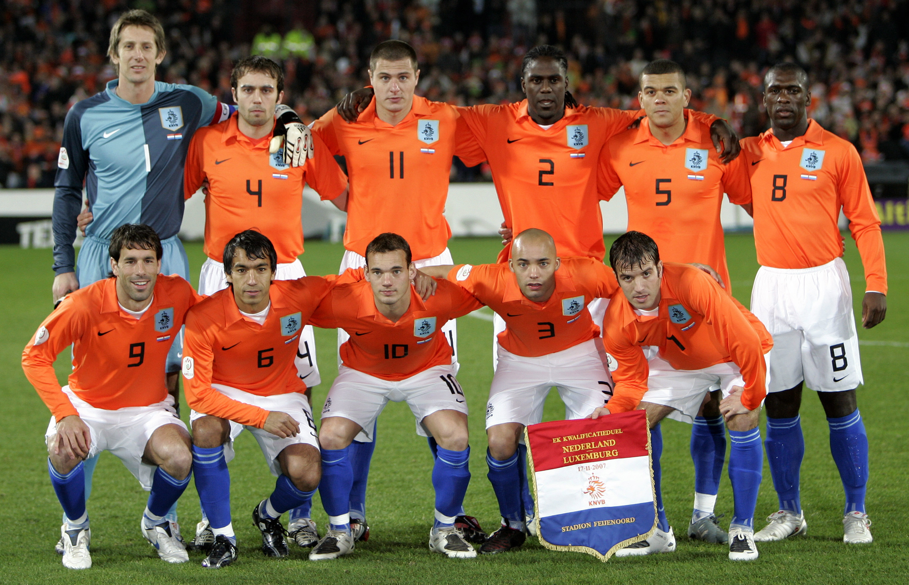 Clarence Seedorf spelade 87 landskamper för Holland.