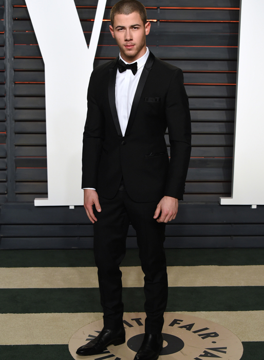 Nick Jonas på Vanity Fairs Oscarsfest. Nick Jonas på Vanity Fairs Oscarsfest.