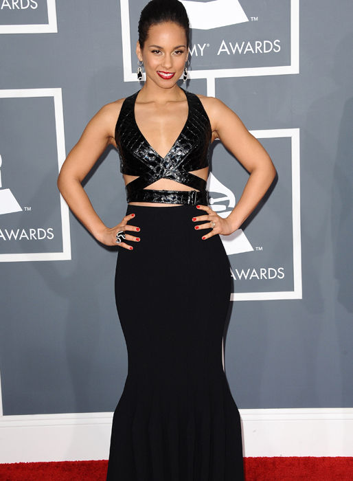 Alicia Keys gör även hon lite som hon vill. Vadå klädkod? Alicia Keys gör även hon lite som hon vill. Vadå klädkod?
