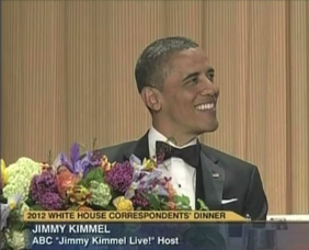 När publiken skrattade - skrattade Obama.