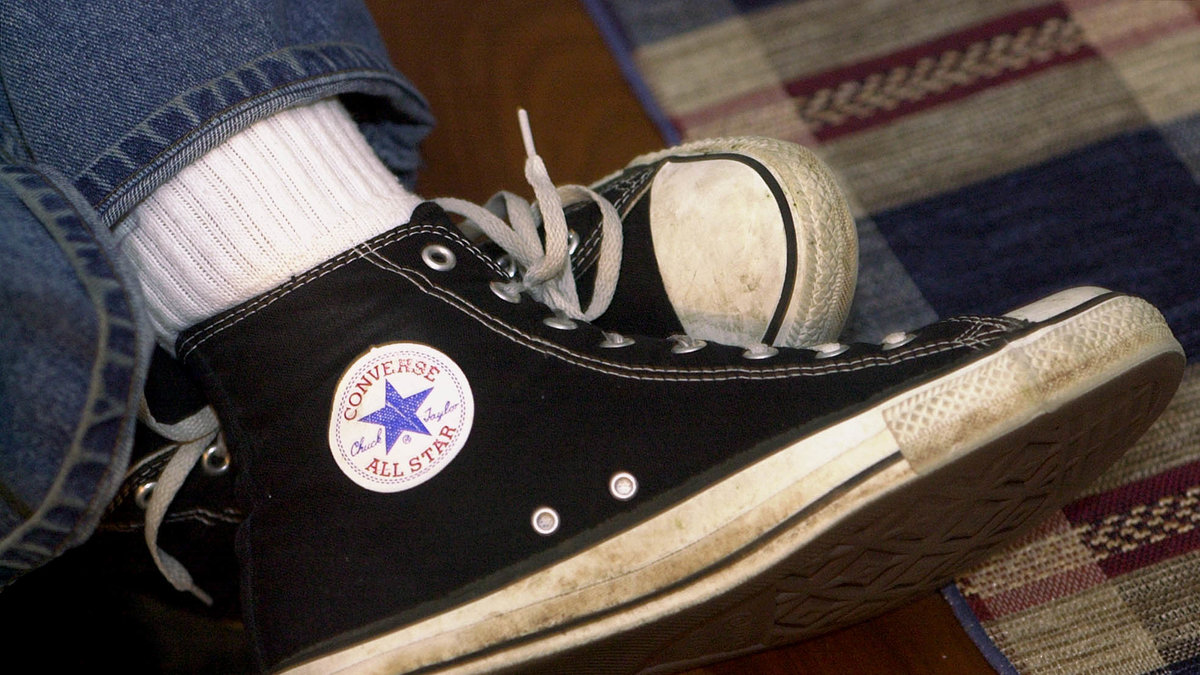 Vi kanske måste lugna oss med Converse-skorna för ett tag. 