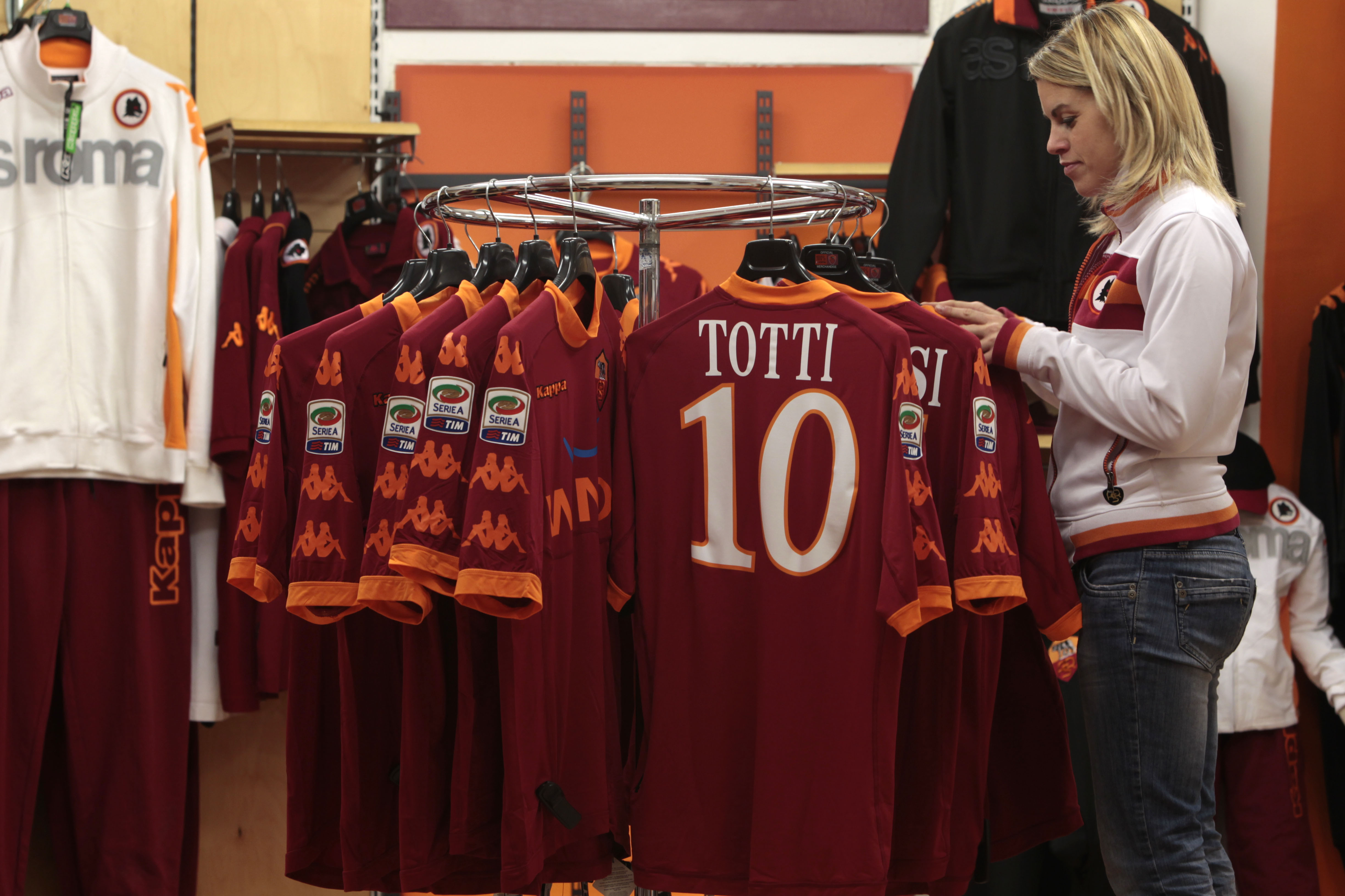 Francesco Totti förblir symbolen för det romantiska Roma. Nu hoppas fansen att Thomas DiBenedetto ska bevara det som gör Roma till just Roma.