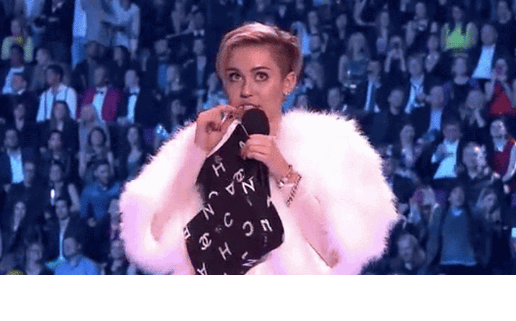 Miley Cyrus, MTW EMA, tal, Joint, amsterdam