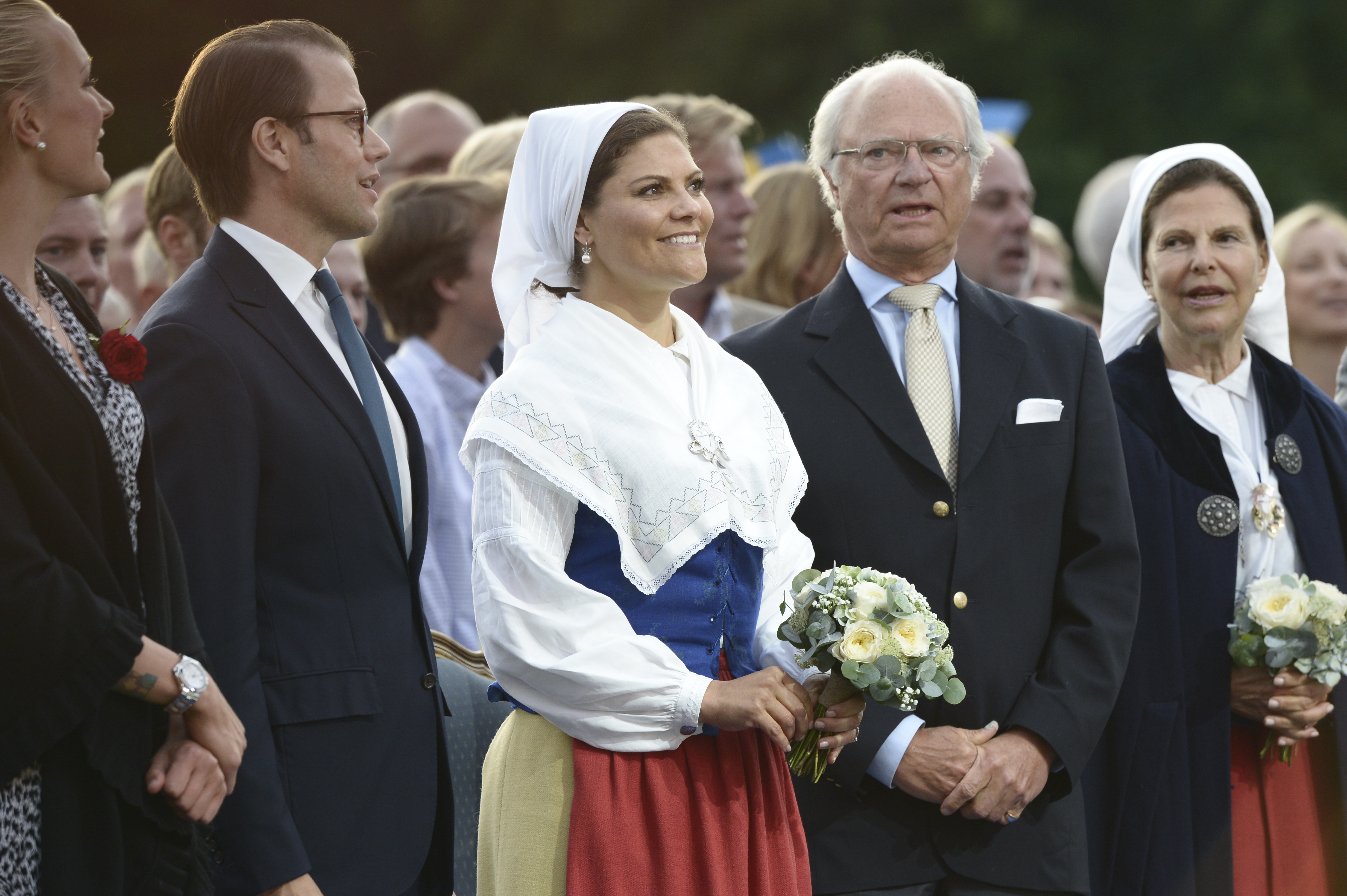 I centrum av uppmärksamheten. I centrum av uppmärksamheten.