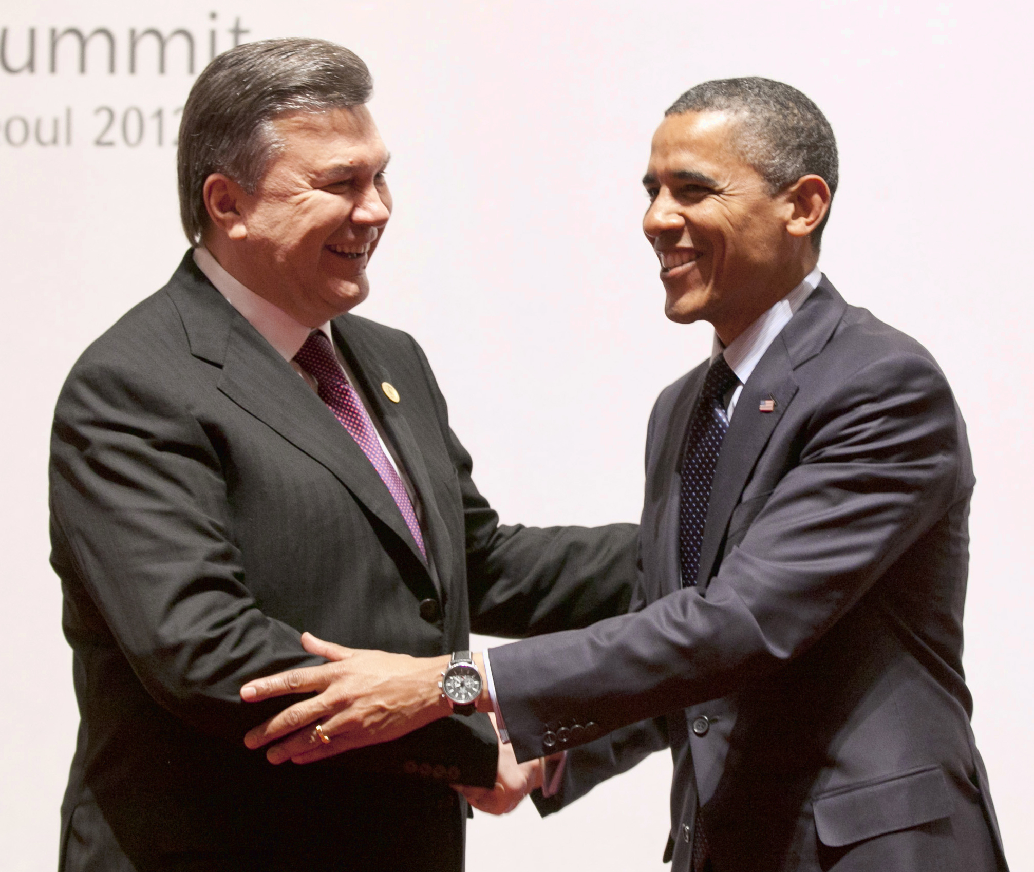 Lahm är tveksam om han kommer skaka hand med Viktor Janukovitj om tillfälle ges.