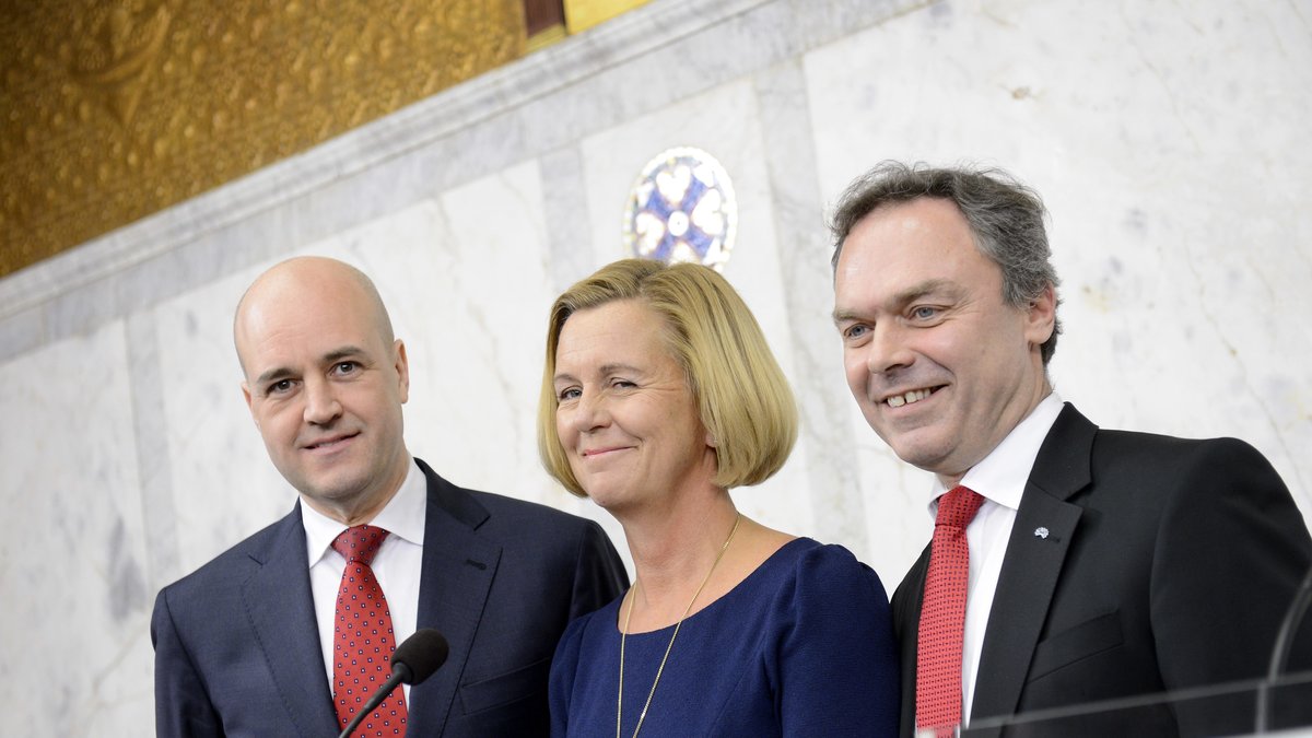 Reinfeldt tillsammans med jämställdhetsminister Maria Arnholm och utbildningsminister Jan Björklund.