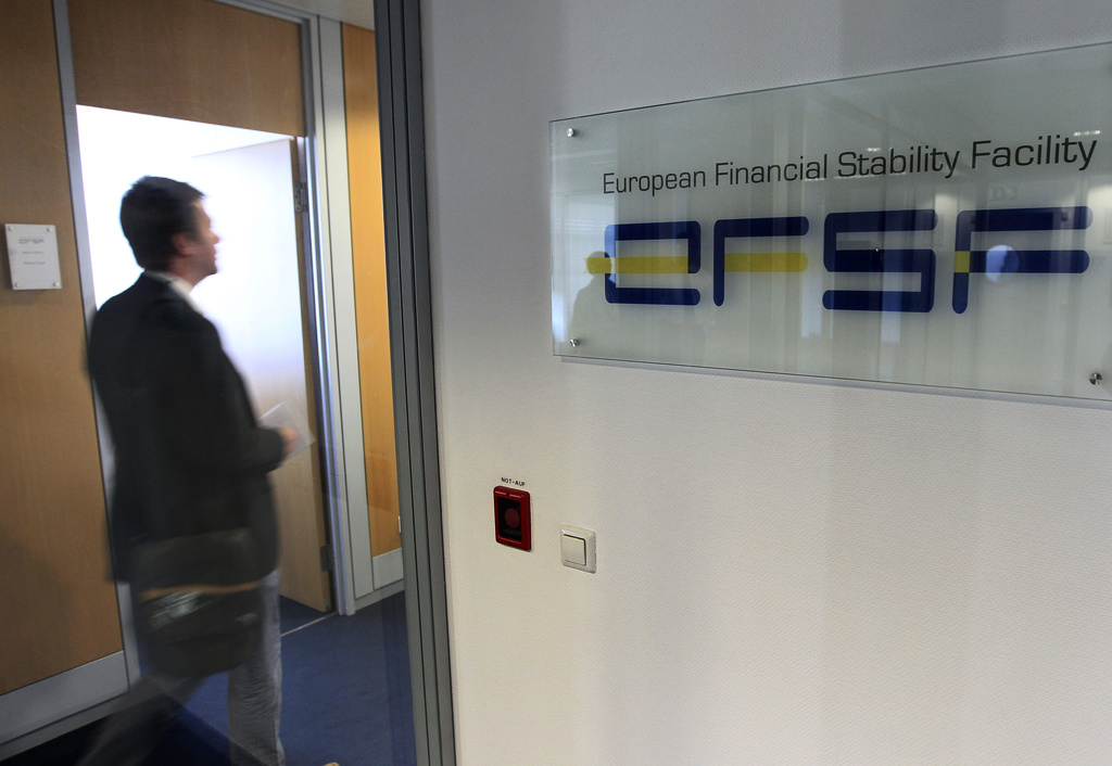 EU:s krisfond EFSF passade i veckan på att dra in 30 miljarder euro med nya obligationer och bidrog därmed till ett nytt europeiskt veckorekord i emissioner av nya obligationer. Arkivbild