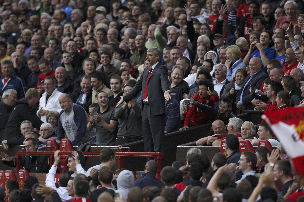 Arsene Wenger under den senaste matchen på Old Trafford.