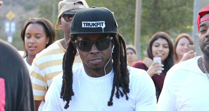 Lil Wayne, Skottlossning, Buss