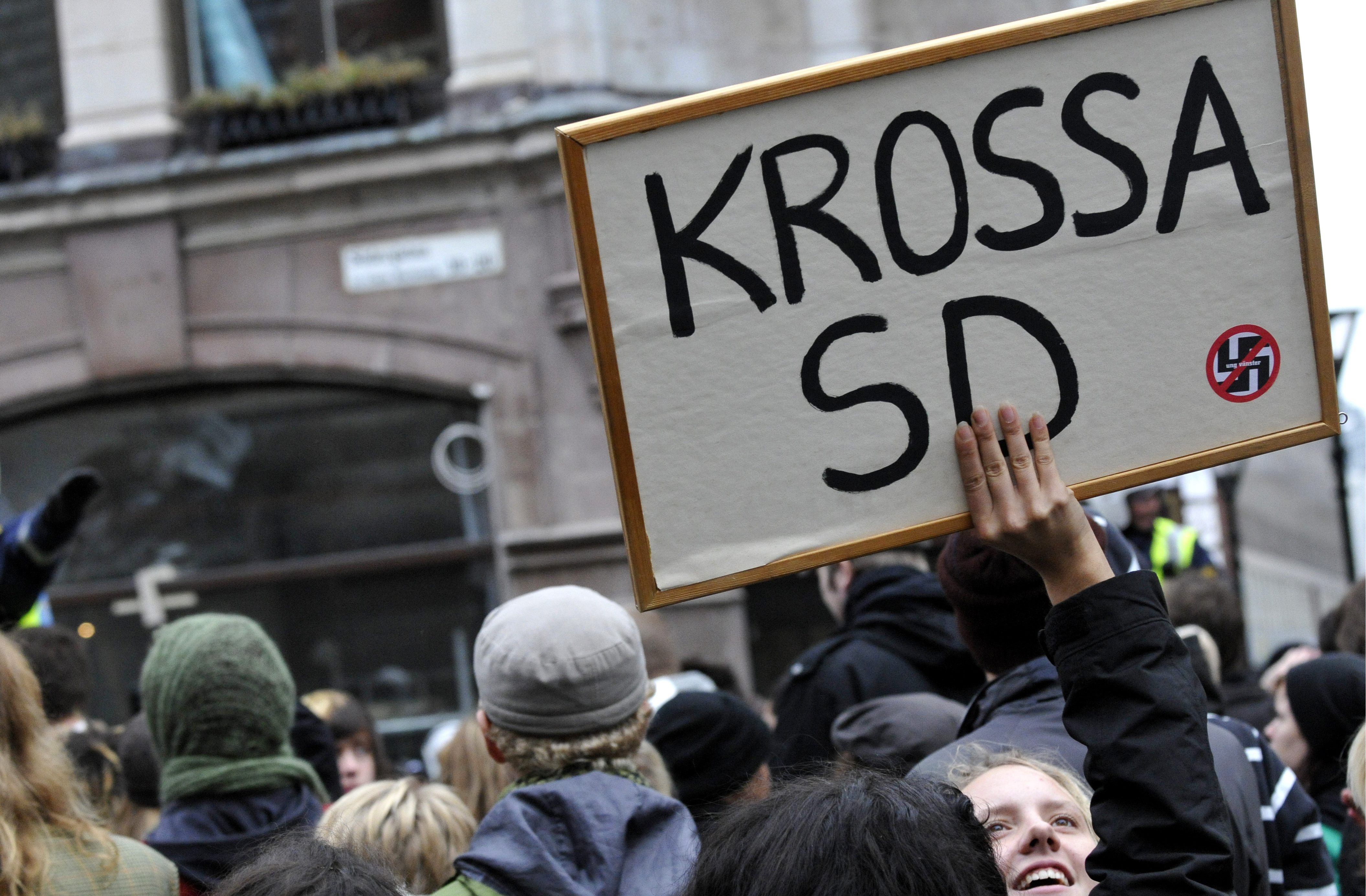 Aktivister stormade Sverigedemokraternas informationsträff (genrebild)