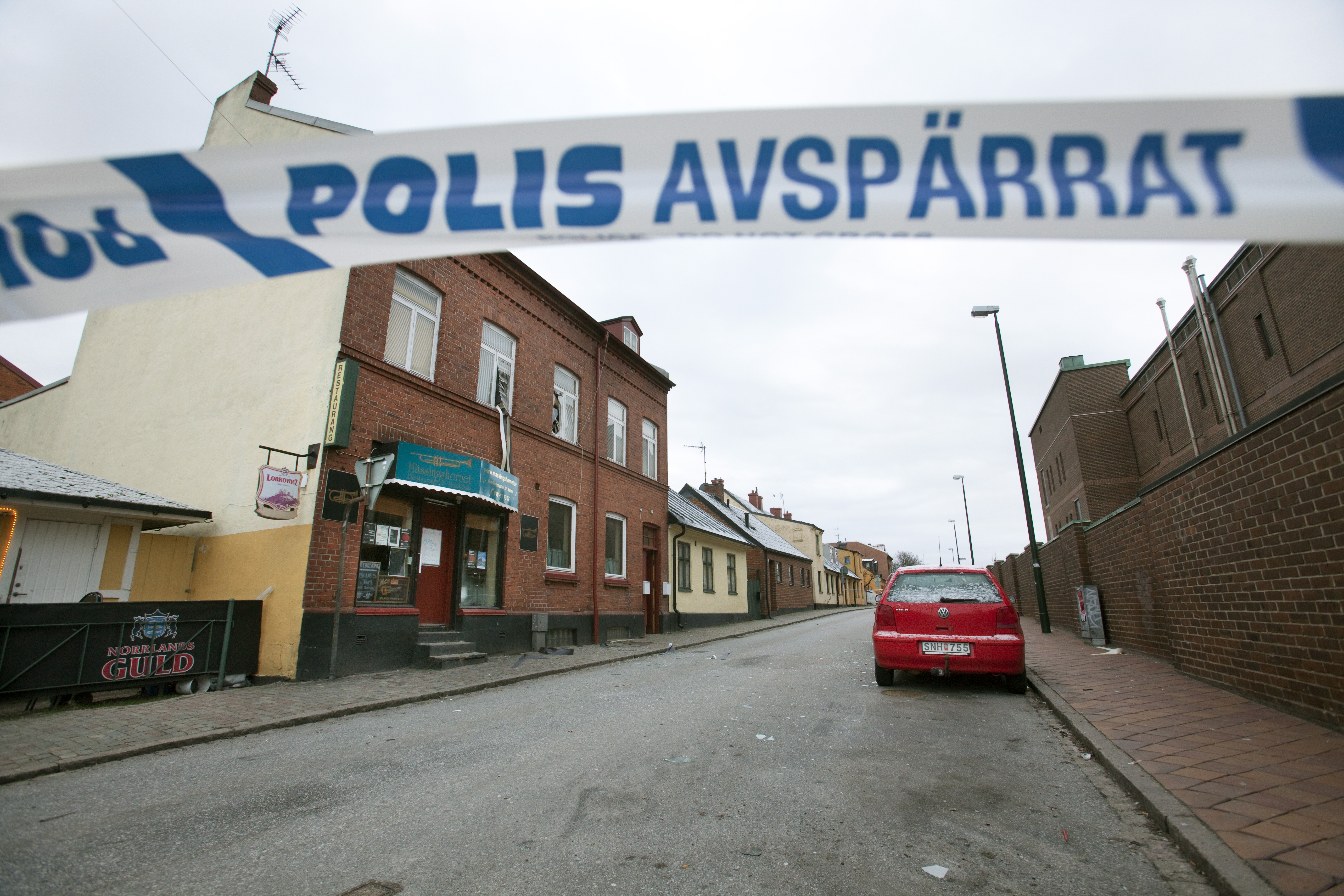 Våldet eskalerar på svartklubbarna i Malmlö.