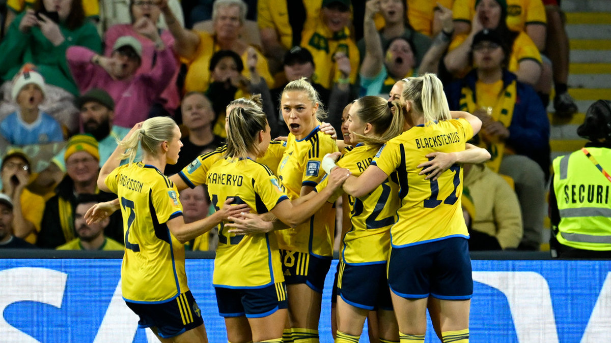 Många ville se när Sverige spelade bronsmatch.
