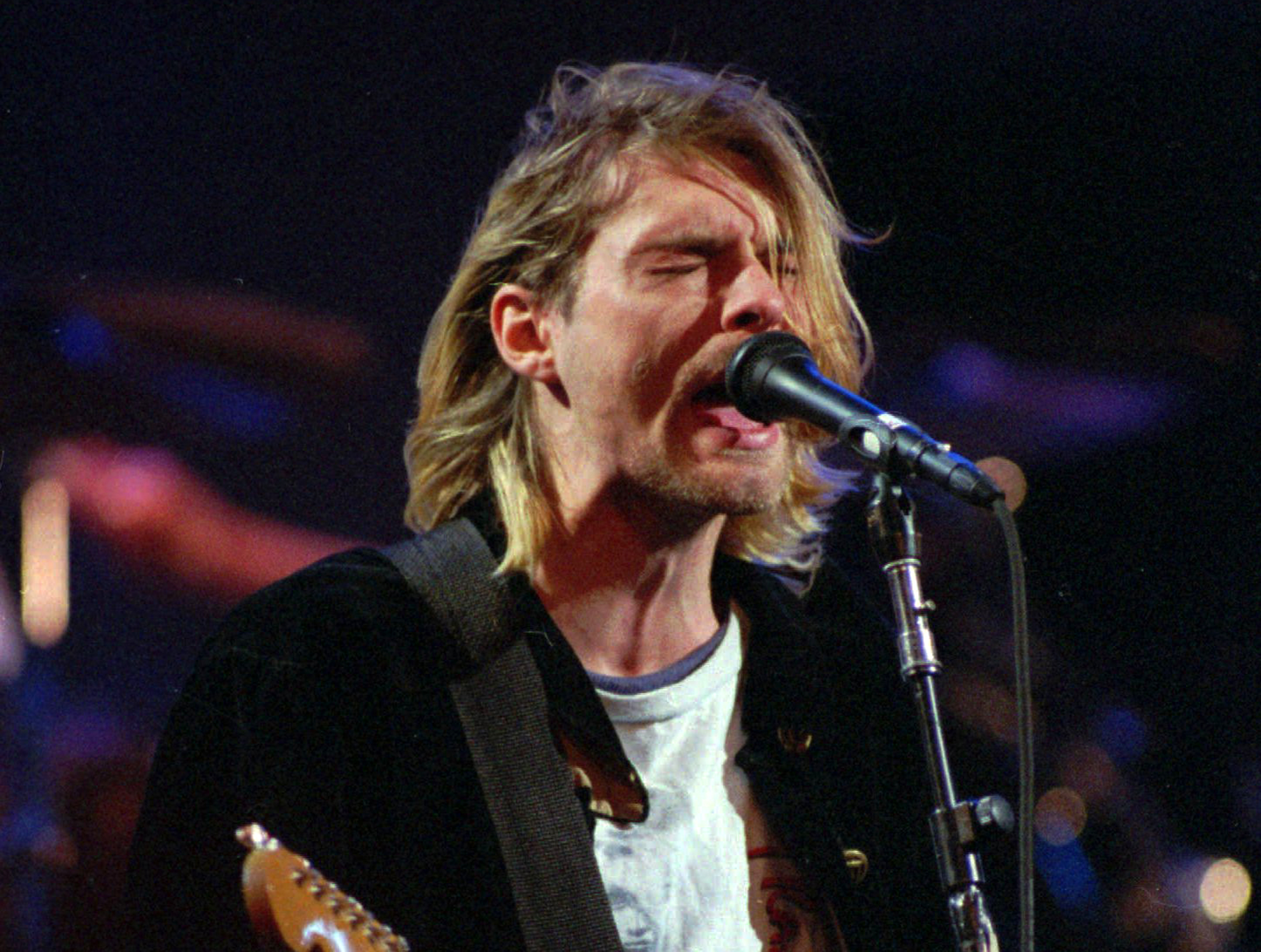 Kurt Cobain, avliden musiker: "Problemet med grupper som jobbar mot våldtäkt är att de lär kvinnor hur de ska försvara sig. Det borde vara män som ska lära sig att inte våldta." Kurt Cobain, avliden musiker: "Problemet med grupper som jobbar mot våldtäkt är att de lär kvinnor hur de ska försvara sig. Det borde vara män som ska lära sig att inte våldta."