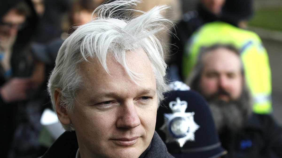 Julian Assange sökte asyl - och fick det.