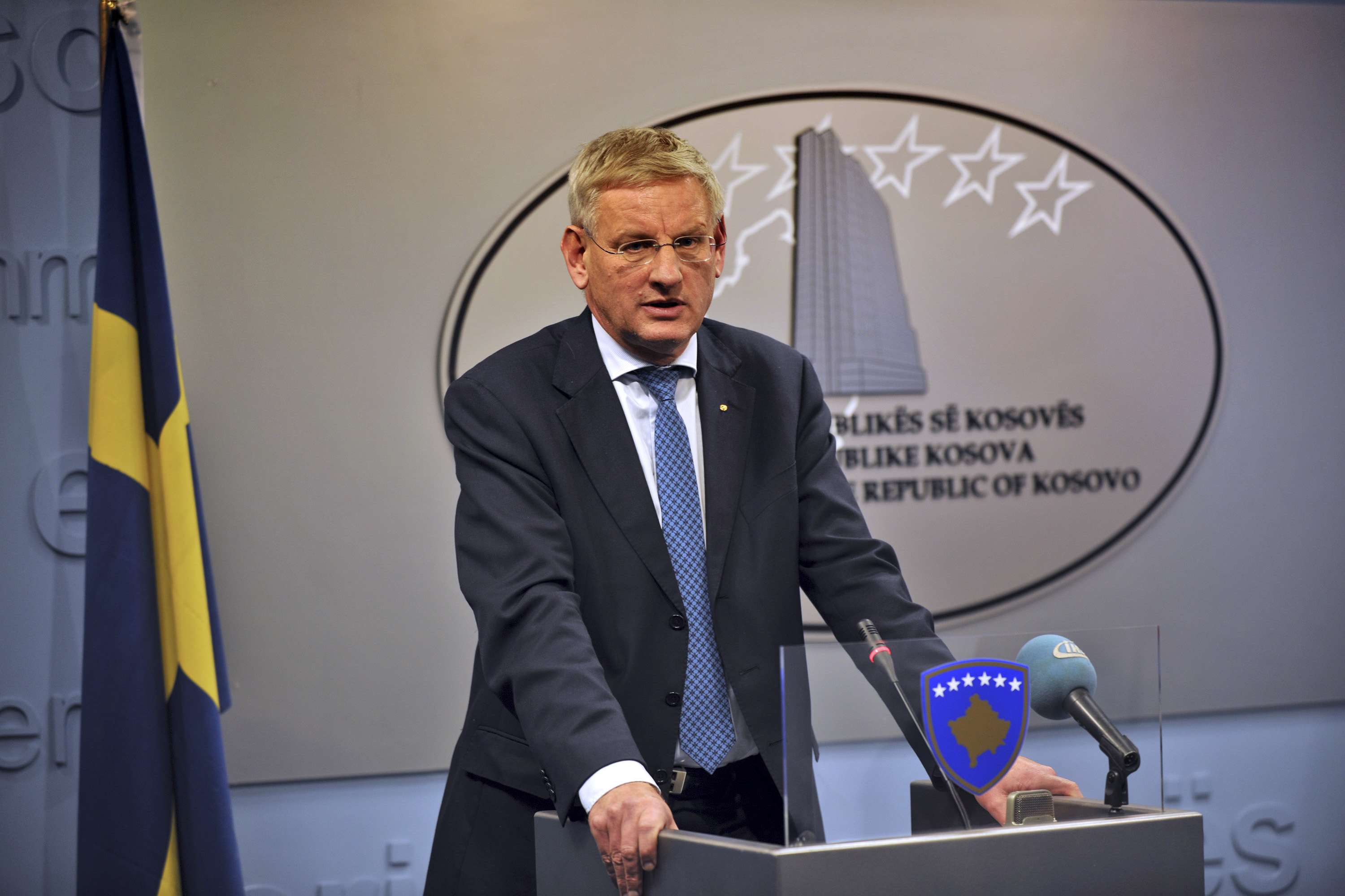 Utrikesminister Carl Bildt hävdade att "inte ett ord" i Nyheter24:s tidigare artikel var sant.